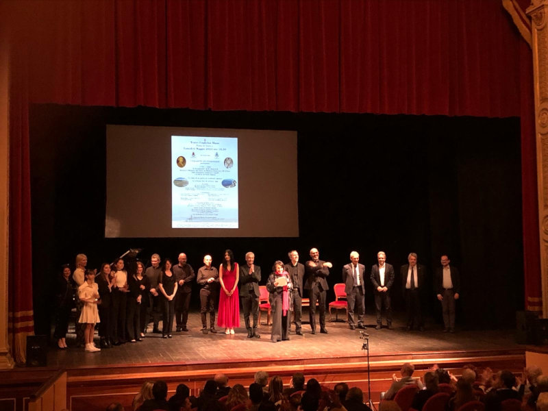 PLEF - Al teatro Guglielmi di Massa il convegno-spettacolo dei Paladini apuoversiliesi sul tema dell'erosione costiera